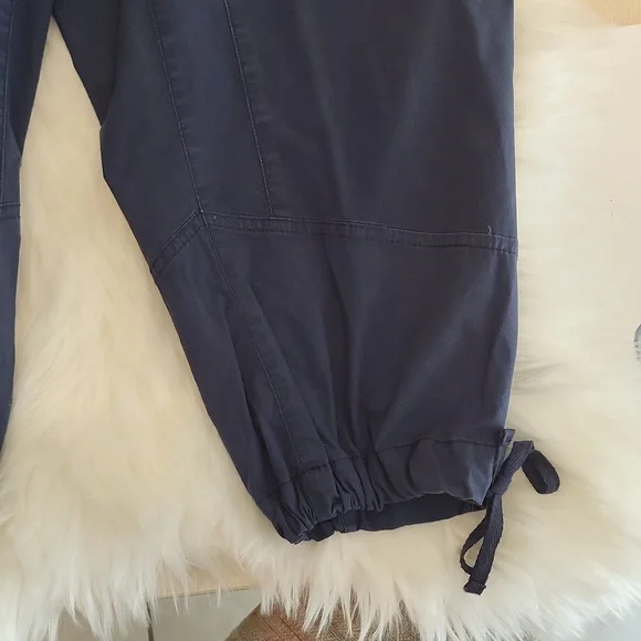 Capri pants - Picture 4 of 11